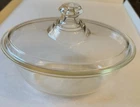 Vintage Pyrex 8 1/2-Inch Oval Casserole/Refrigerator Dish with Finial Lid