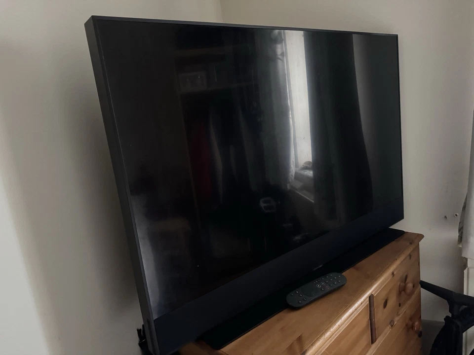 Sky Glass 43-inch Black TV with Remote Control and Stand Excellent Condition - Image 2 of 4