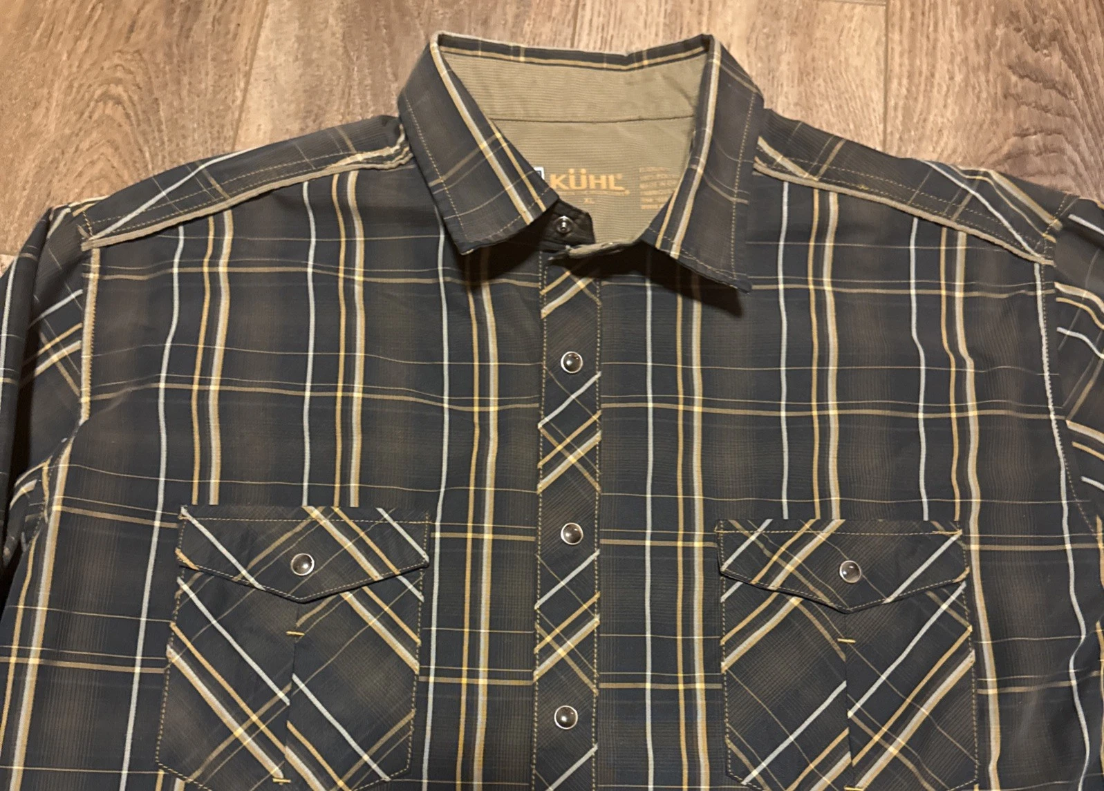 Kuhl Shirt Mens XL Plaid Western Snap Button Ionik Polyester Outdoor Hiking
Opens in a new window or