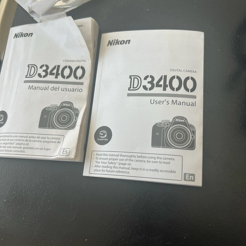 Nikon D3400 DSLR Camera with 18-55mm and 70-300mm Lenses, Battery, Charger, Bag - Image 4 of 4
