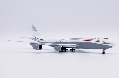 JC Wings 1:400 Qatar Amiri Flight Boeing B747-8i BBJ VIP “Al Mirqab” A7-HBJ - Bild 10 von 18