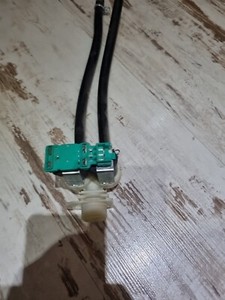 WASCHMASCHINE WAN282M0 WLM68 Serie 4 BOSCH Einlassventil Magnetventil 9000533540