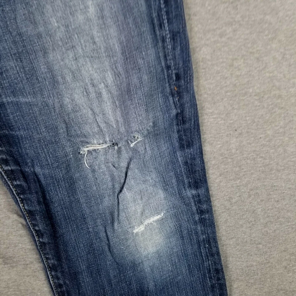 Pantalones de mezclilla rectos clásicos Lucky Brand 33x30 elásticos desgastados descoloridos usados rotos Foto 3 de 4