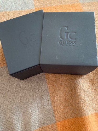 Rare Guess Watch empty Box - Luxury Velvet Inside - Picture 6 of 6