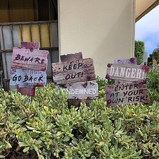 Halloween Decorations Sidewalk Yard Signs Stakes Props Outdoor Decor Scary 3pcs