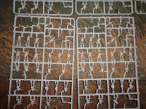 Wargames Factory 15mm - WWII Soviet Infantry Company - 5 sprues used - Picture 11 of 13