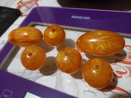 Big Marble Butterscotch Egg Yolk Amber Bakelite Beads 108 grams - Picture 10 of 12