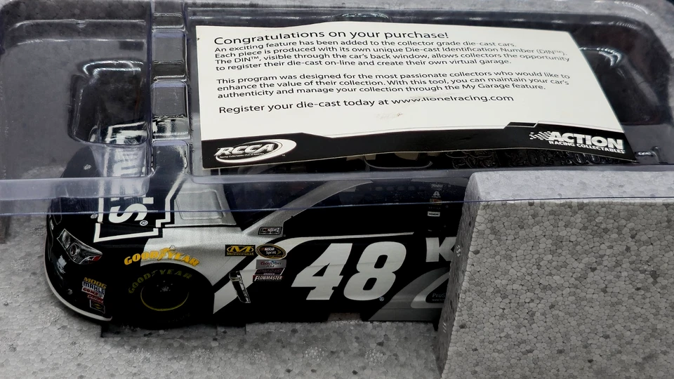 #48 Jimmie Johnson Lionel Racing Hendricks Motorsports 2016 SS 1 de 948 Foto 3 de 4
