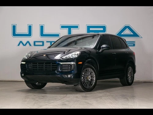 2017 Porsche Cayenne AWD Image 1 of 2