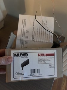 Nuvo 76-646 Outdoor Light