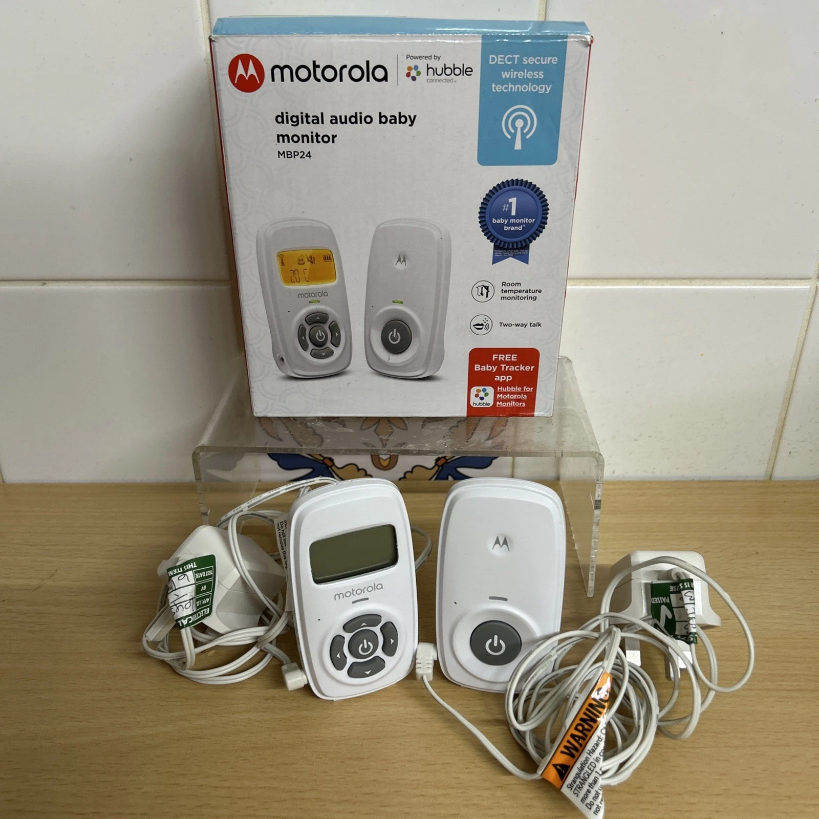 Motorola MBP24 Digital Audio Baby Nursery Monitor, 2 Way Talk, DECT 300m Range