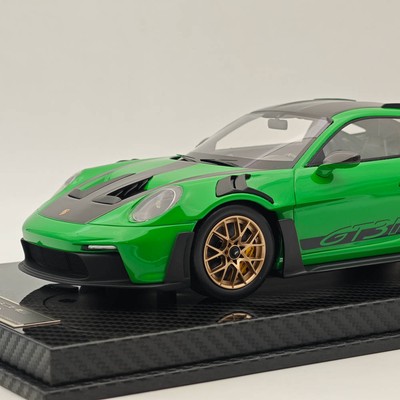 1/18 AI Model Porsche 911 GT3 RS 992  Signal Green  Car Model With White Base Limited 38 Pieces