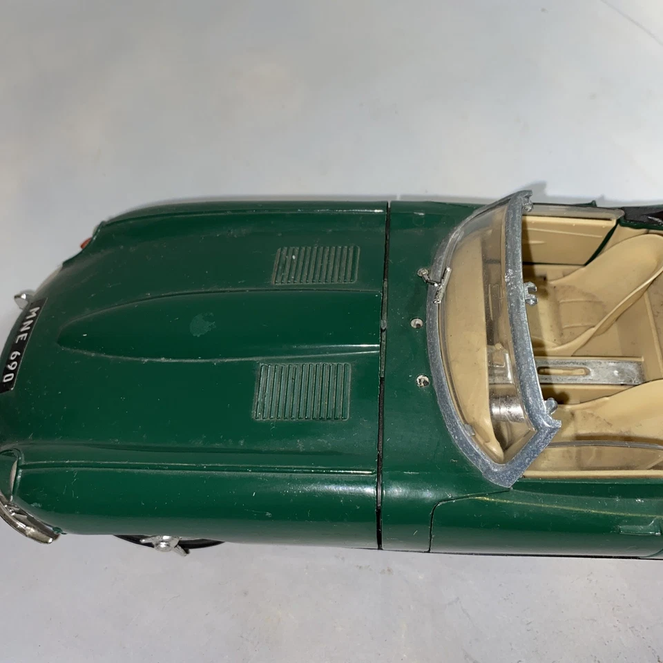 polistil 1/16 jaguar XKE 4.2 litre - Image 3 of 4