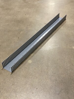 Panduit G6x4LG6 Type G Slotted Wiring Duct, 6''W x 4''H,PVC Light Gray,6ft pc