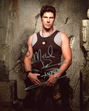ACTOR Michael Trucco autograph, IP signed photo