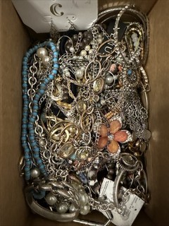 Fabulous Large New/ Vintage Jewelry Lot! All Wearable! 4.2lbs! Some Signed!