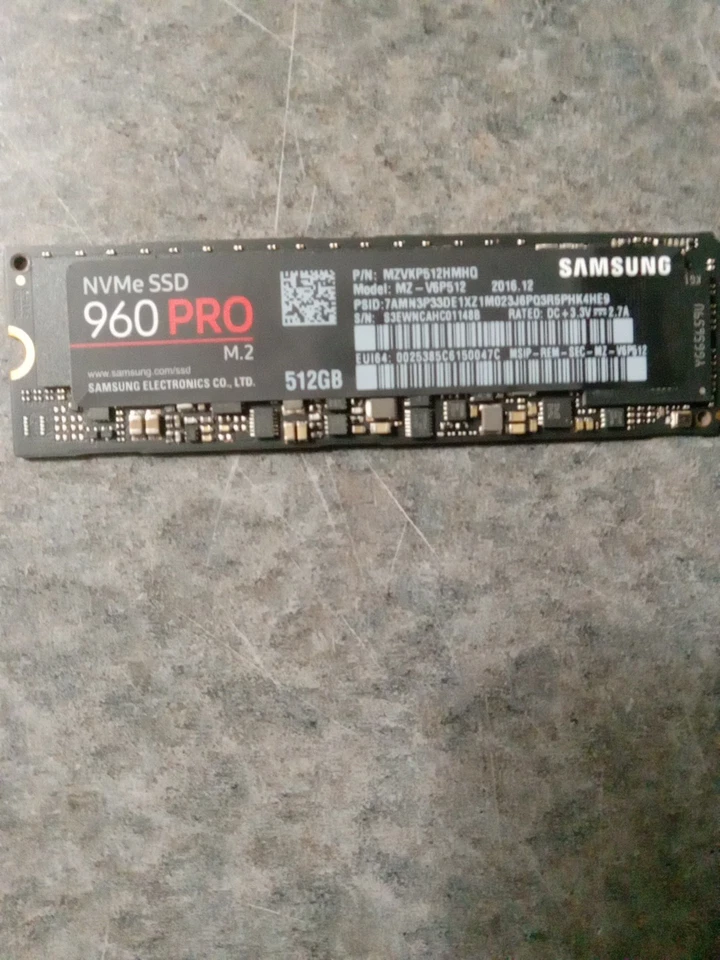 SSD NVme 960pro M.2 512 GB Samsung Foto 2 de 4