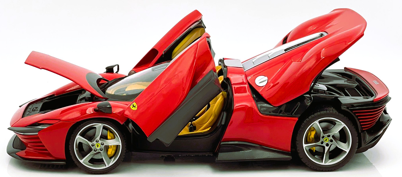Ferrari w/ V12 Engine in Le Mans Race Car Custom Built Metal Body1:18SCALE MODEL