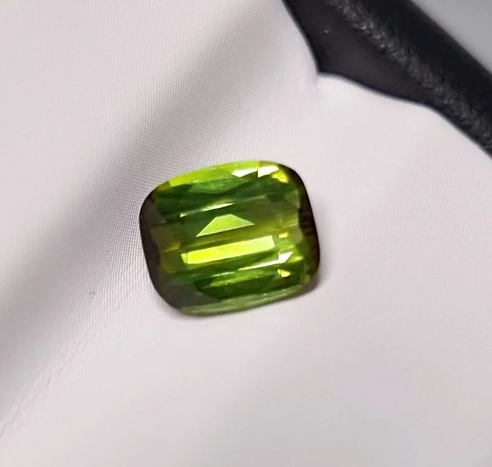 IF 1.45Ct Natural Tourmaline gemstone, 7,2x5,9x4,2mm, Radiant cut, Afghanistan - Image 3 of 4