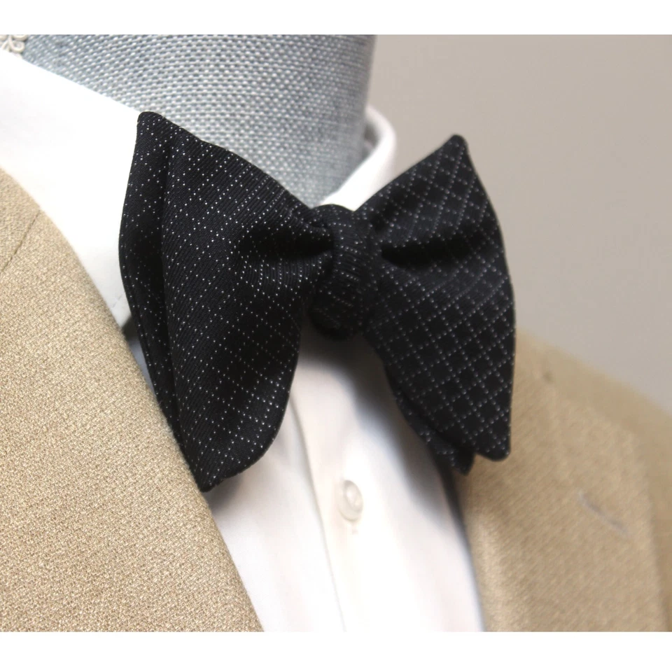 Camellucci 男式自绑领结大蝴蝶领结 S619 黑色格子全新带标签 — 第 3/4 张图片