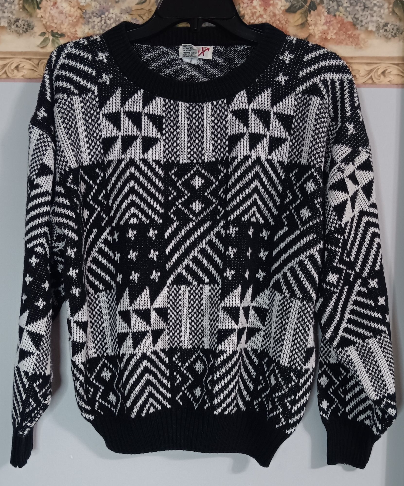 Licorice Medium Black White Patchwork Vintage Col… - image 1