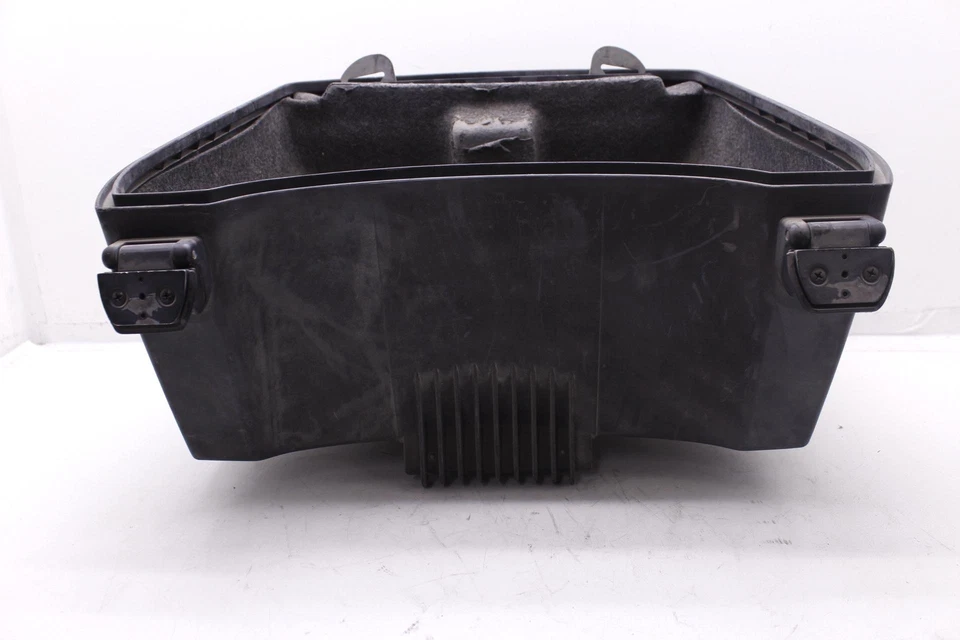 04 BMW R1150GS OEM REAR TRUNK COMPARTMENT R5 - Image 4 of 4