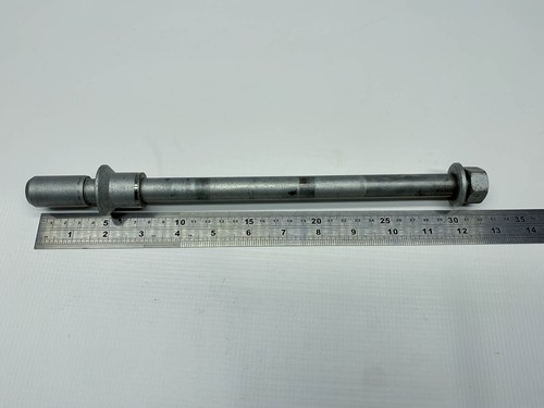 Moto Guzzi Breva 750 Hinterrad Steckachse Achse Rear Axle spindle (2) 06'