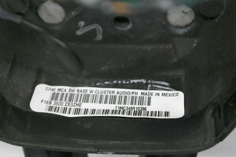 Ford Focus 2016 volante con control de crucero OEM Foto 4 de 4