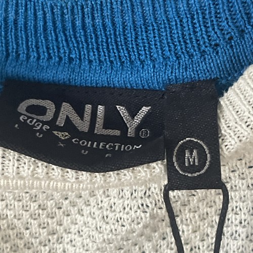 Only Love Collection Blue Knit Top 3/4th Sleeve Size M NWT Edge - Picture 9 of 10