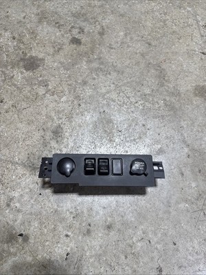 Jeep Cherokee XJ 97-01 Switch Panel No Fogs OEM (G99)