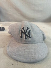 New Era 59Fifty 7 1/4 New York Yankees Fitted Cap