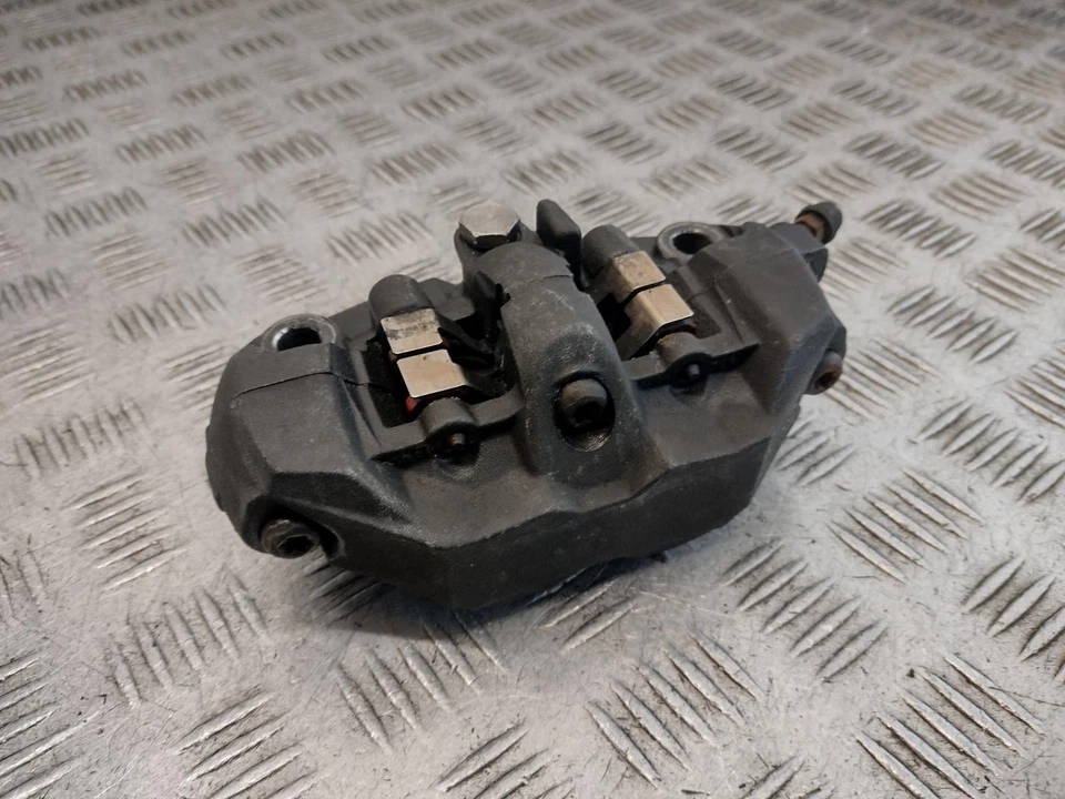 Pinzas de freno delanteras Suzuki GSXR 600 K7 2008 Foto 3 de 4