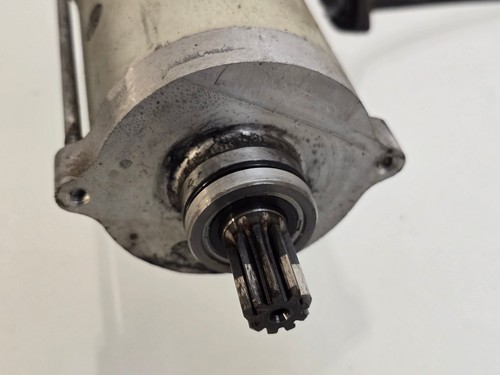 Suzuki GT750 LeMans Engine Electric Starter Motor Mitsuba 12V WORKNG - Picture 6 of 11