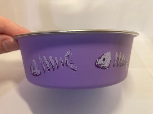 Cuenco para gatos de acero inoxidable / morado con diseño de espina de pescado - Imagen 2 de 3