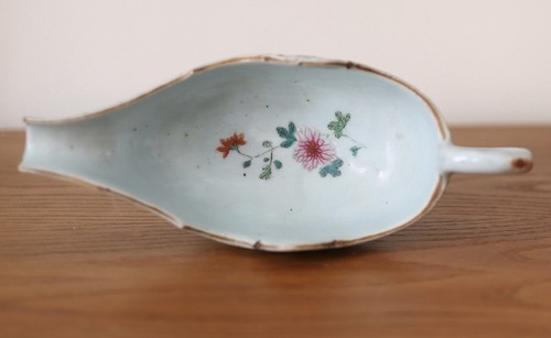 18th C Qianlong Famille Rose Sauce Boat - Picture 6 of 11