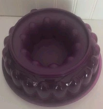 Tupperware Jel Ring Mold 1.5 L/ 6 Cups Eggplant Purple Jello Mold NWOB