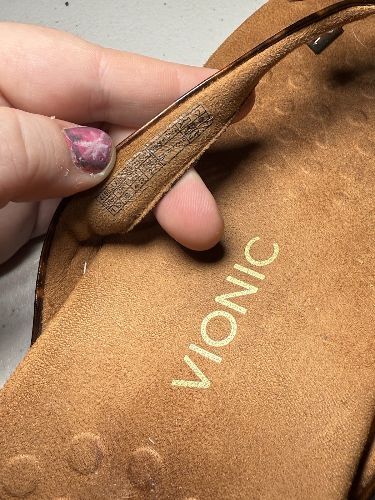 Vionic Brown Tortoise Shell Bella Toe Post Thong … - image 3