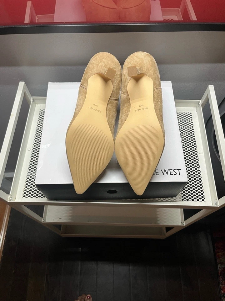 Botines de gamuza Nine West Sofia para mujer ligeros naturales talla 10M nuevos en caja Foto 2 de 4