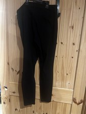 Amazon Essentials Women's Skinny Ankle Pant, Black, 10 Regular 