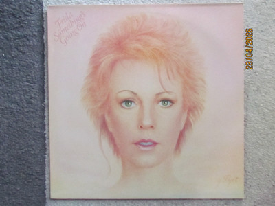 Frida - Something's Going On - LP von 1982 - 2311176 - Label: Polydor -EXCELLENT