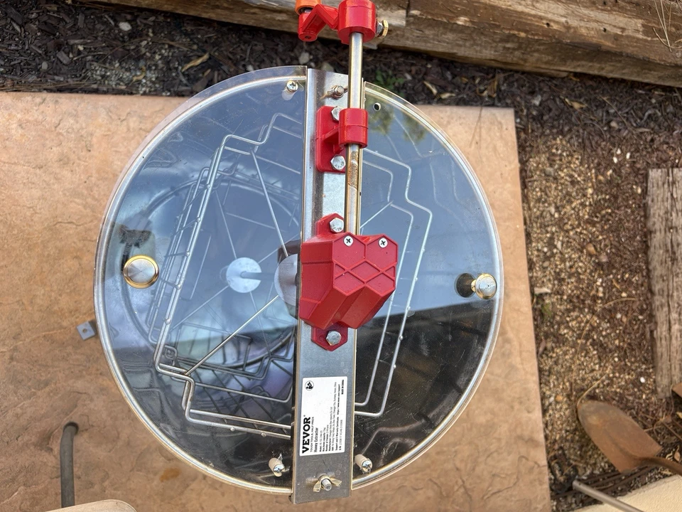 Ручной медовый экстрактор для 4/8 рамы спиннинг пчеловодство включает подставку. - Изображение 4 из 4