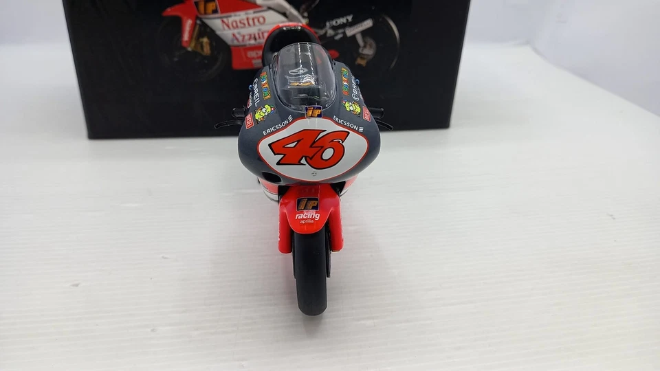 MIN122980046 Minichamps Aprilia 250 Valentino Rossi Assen GP 1998 1/12 - Immagine 2 di 4