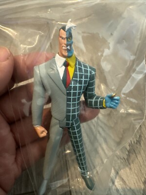 Batman Animated Series Two-Face Harvey DC Comics 5  Action Figure 2002 Mattel
