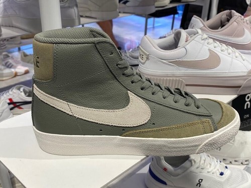 Nike BLAZER Mid '77 Prem🔥NUEVO EN CAJA Zapatos Informales De Colección Para Hombre Estuco Oscuro/Verde Oliva - Imagen 9 de 10