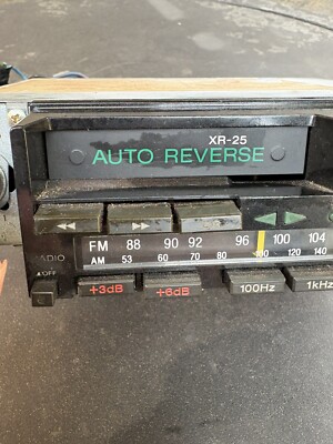 Sony XR-25 Radio FM/AM Cassette Car Stereo (Untested) Old School