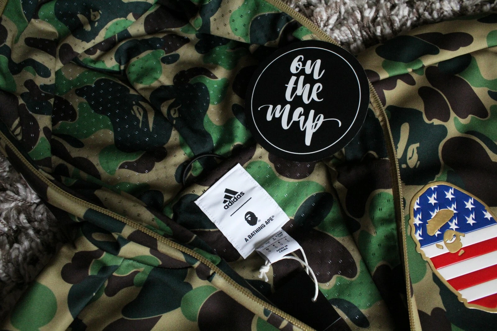 A BATHING APE (BAPE) Felpa con cappuccio Adidas x Bape Superbowl SB verde squalo mimetica taglia M media DW9286 nuova