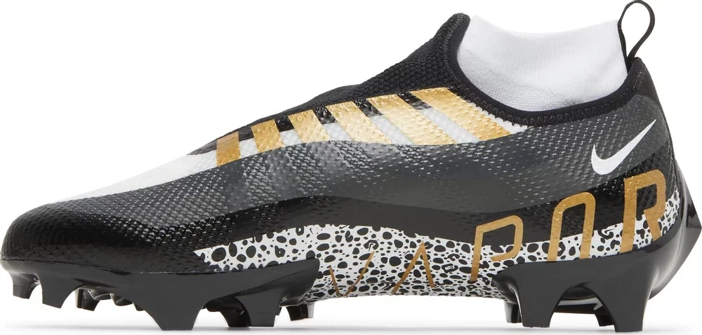 Cr7 black and gold cheap cleats