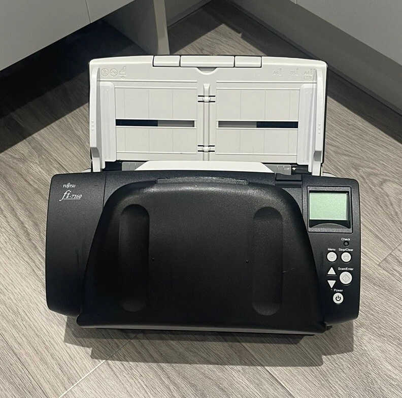 Fujitsu Fi-7160 High Speed Duplex Image Scanner  with both trays USB cable + PSU - Image 2 of 3