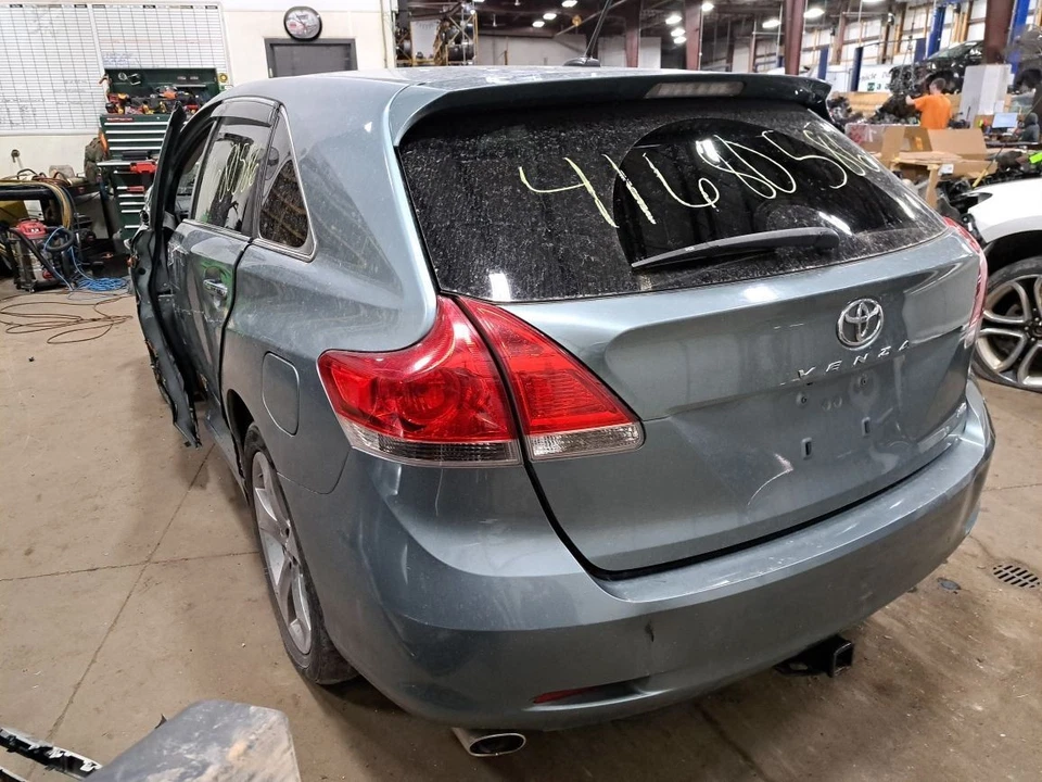 Lh Driver Side Rear Front Door Window Regulator 2010 Venza Sku#4103518 - Image 2 of 4