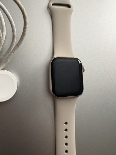 Apple Watch SE, 40mm, GPS + Cellular, Starlight